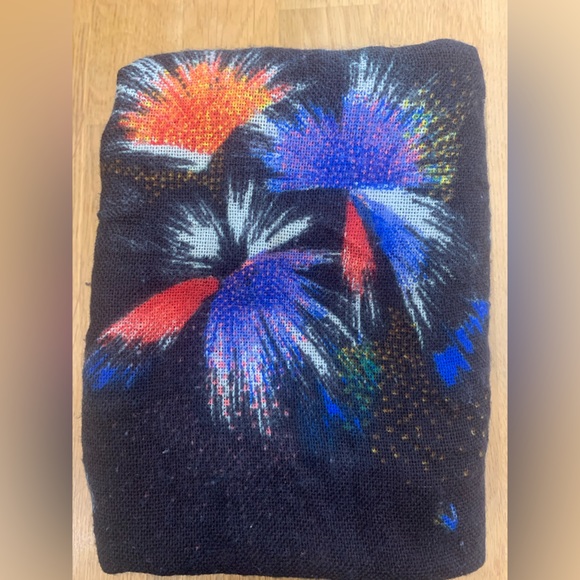 Silence and Noise infinity scarf, urban outfitters. 100% acrylic. - Picture 5 of 5